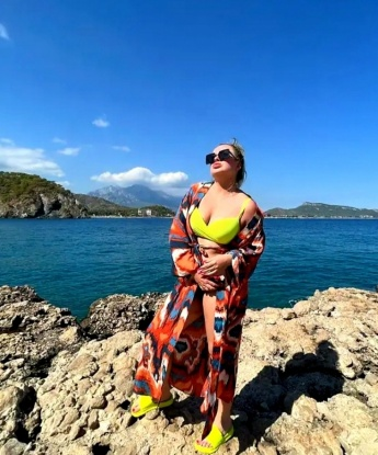 Анкета проститутки Юлия - город Чкалово, 25 лет, №13973